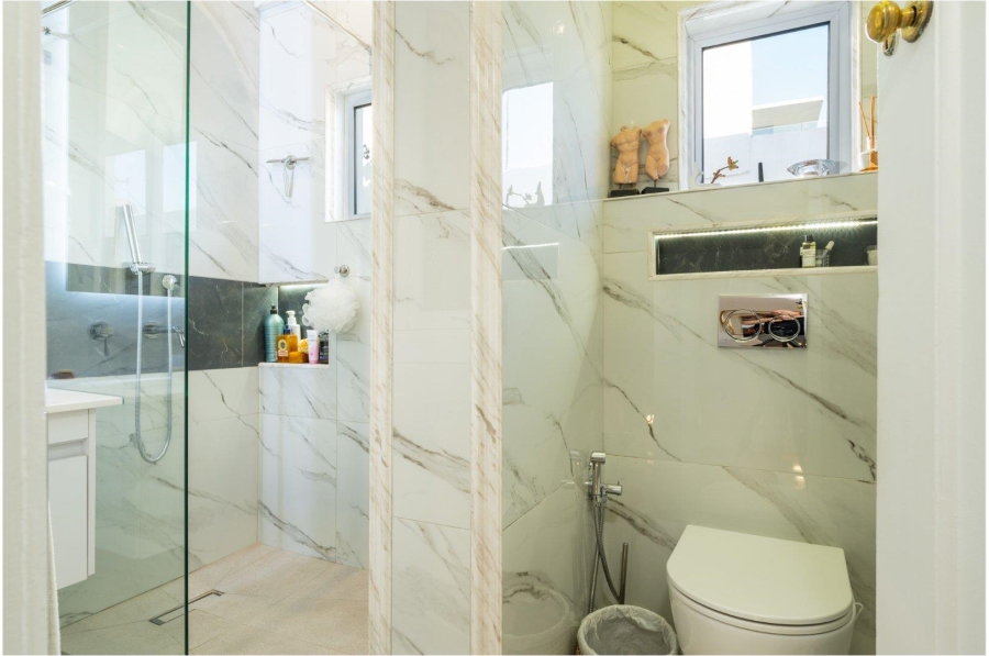 To Let 3 Bedroom Property for Rent in Fresnaye Western Cape